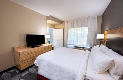 Fort Mill Hotel | TownePlace Suites by Marriott Fort Mill at Carowinds Blvd