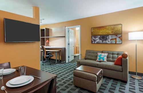 Windsor Forest Hotel | TownePlace Suites by Marriott Savannah Midtown