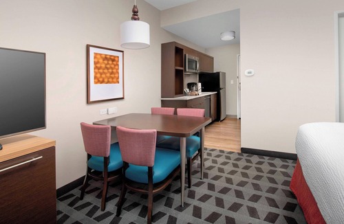 College Park Hotel | TownePlace Suites by Marriott College Park