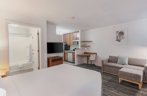 Fredericksburg Hotel | Towneplace Suites Fredericksburg