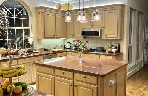 Parker Bed & Breakfast | Tranquil Oasis with Stunning Views near SOUTHFORK Ranch! -Classical Suite