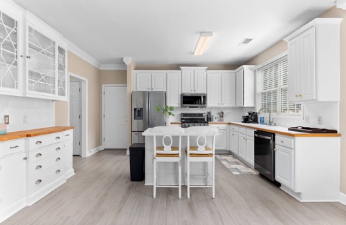 Alpharetta House | Tranquil Retreat on Kimball Trace