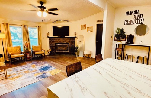 Spring Grove House | TRAVELING WORKERS 3 bdrm/sleeps 6-7 hin Spring Grove/Surry/Prince George
