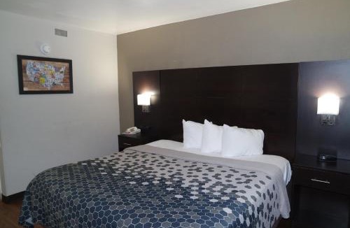 North Charleston Cabin | Travelodge by Wyndham North Charleston