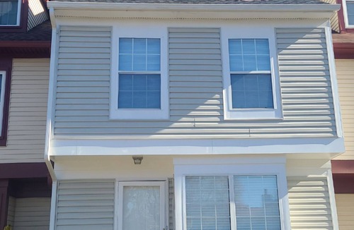 Dumfries House | Tremendous 4-bedroom townhome with AC recently renovated modern home in Triangle