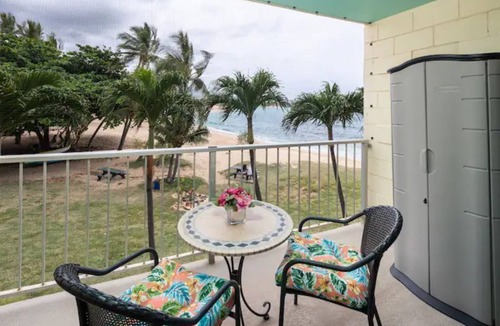 Makaha Apartment | Tropical Beach Vacation Home