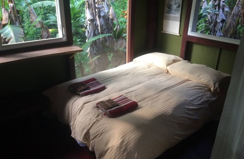 Kehena House | Tropical Tree Guest House near Pahoa, Hawaii
