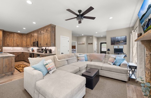 Cleveland House | Trout Stream Mountain Retreat: Easily Sleeps 10 w/Game Room & Hot Tub
