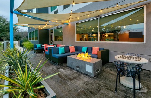 McNeil Hotel | Tru By Hilton Austin Nw Arboretum, Tx