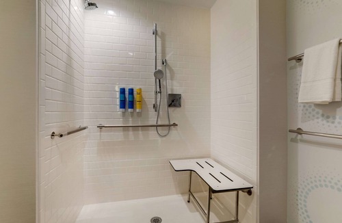 Wilmington Hotel | Tru By Hilton Leland Wilmington
