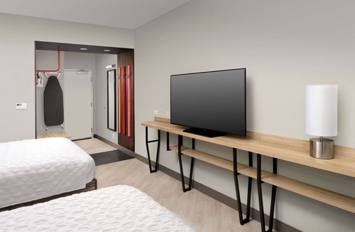 McDonough Hotel | Tru by Hilton McDonough