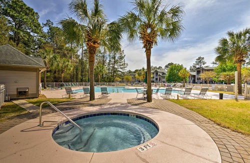 Pawleys Island House | True Blue Golf Resort Condo - 3 Mi to Beach!