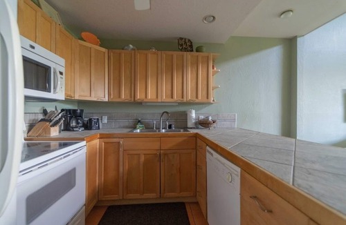 Kahuku Condo | Turtle Bay Wicked Wahine, Legal Short term rental on the North Shore.