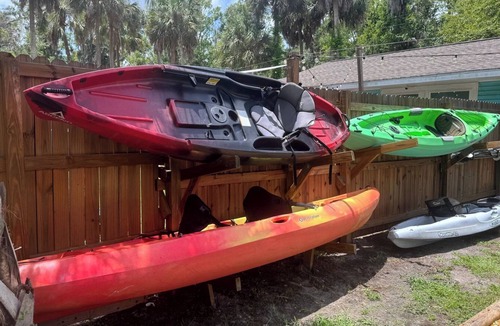 Crystal River House | Turtle House-waterfront/boatslip/kayaks for 6/firepit/poles/grill