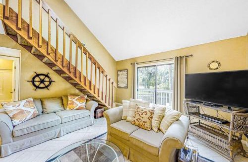 Oak Grove House | Turtle Pond