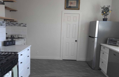 Irving House | Twin Nest Duplex
