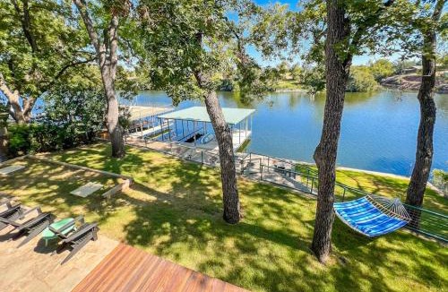 Buchanan Dam House | Two-Story Waterfront Retreat with Boat Dock, Two Firepits & Two Kayaks