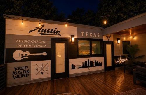 Blackshear-Prospect Hill House | Ultimate ATX Group Stay | Rooftop + Putting Green