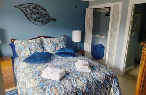 Surfside Beach Villa | Unique 2 Bedroom/2 Bath Condo in Myrtle Beach