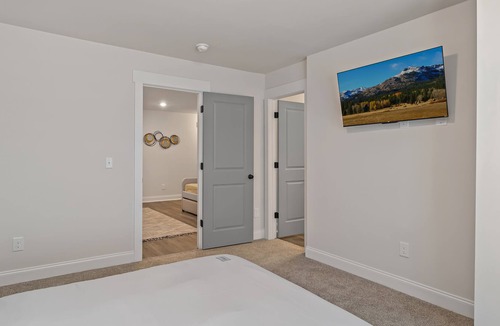 Pineville House | Unique Home - Great Location - Sleep up to 36 with Adj. Units