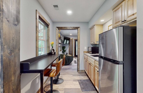 Talking Rock House | Unique home w/ping-pong, pool table and access to shared infinity pool & hot tub