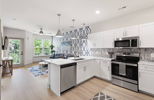East Raleigh Apartment | Unique Living 5 Min From Downtown