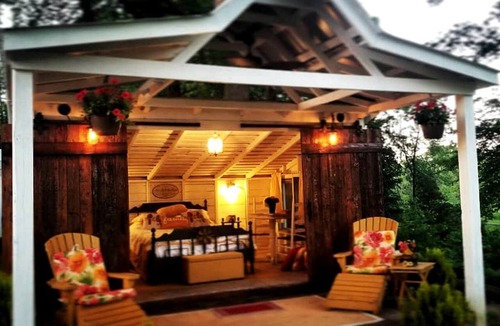 Niles Cabin | Unique Repurposed Barn near Niles for Glamping in Michigan
