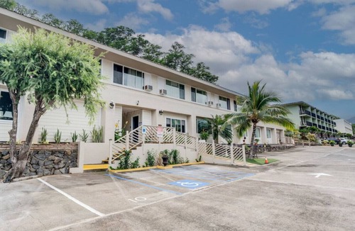Wailuku Apartment | Unit 13 Maui Ohana Modern Studio