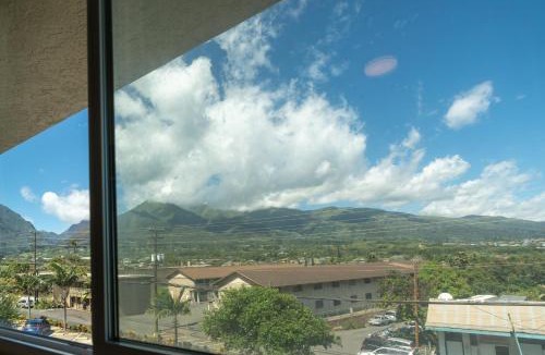 Wailuku Apartment | Unit 15 Maui Ohana Modern Studio