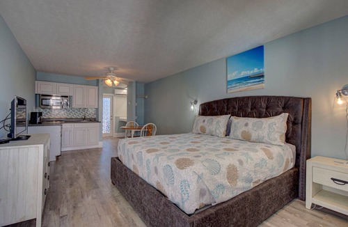 Surf City Hotel | Unit 215SD at Tiffany's Motel