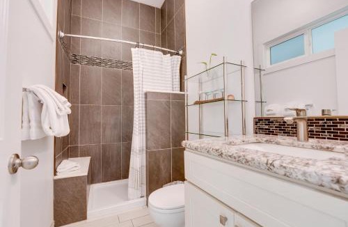 Wailuku Apartment | Unit 8 Maui Ohana Modern Studio
