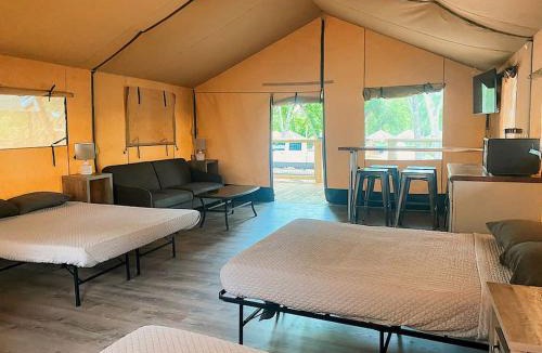 Sutherland Springs Other | Unplug and Reconnect: Creekside Safari Tent Glamping in Cibolo, Texas