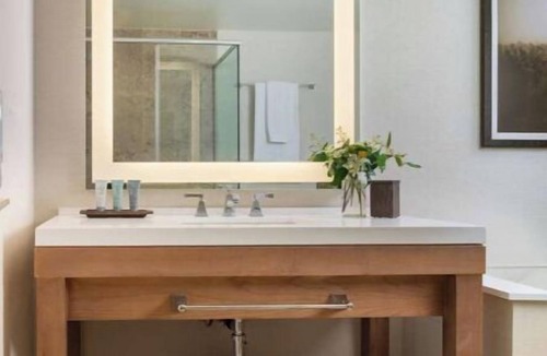 Braselton Hotel | Unwind in Elegant, 4 Well-Appointed Rooms Near Premier Championship Golf