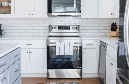 Northeast Virginia Beach House | Updated 3BR North End beach house steps from the ocean.