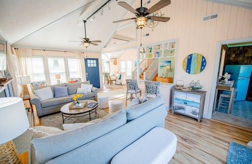 Sea Scape House | Updated beach house Kitty Hawk on Seascape with new pool! Walk to beach!