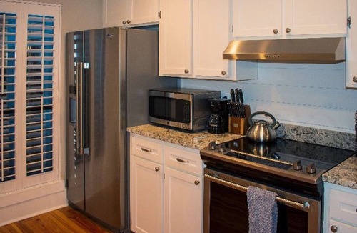 Mount Pleasant Condo | Updated Condo centrally located Extended Stay Charleston and Beaches