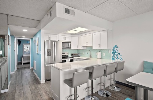Ocean City Condo | Updated, Direct Bay Front, Bay Front Pool, 3 Blocks to Beach and Boardwalk