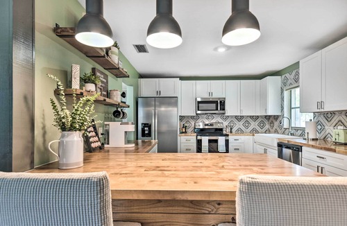 Murray Hill House | Updated Jacksonville Home < 7 Mi to Downtown!