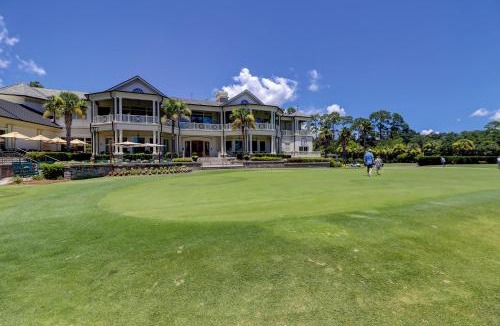 Harbour Town House | Updated Luxury King Bed Queen Fold Out Couch Beach Gear & Bike Rentals Included