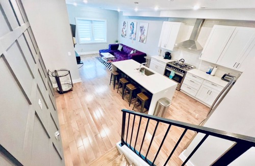 Trinidad Condo | Upscale 3BRD Rooftop TV+Monument Views+Parking @H st Corridor Free Cancellation