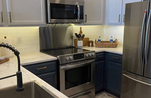 Mid City South House | Upscale condo centrally located in Baton Rouge!
