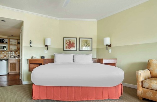 Sandestin Hotel | Upscale Studio w/Private Balcony & Kitchenette: 8 mi to Henderson Beach