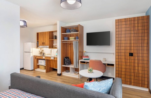 Wells Branch Hotel | Uptown Suites Extended Stay Austin TX – Round Rock