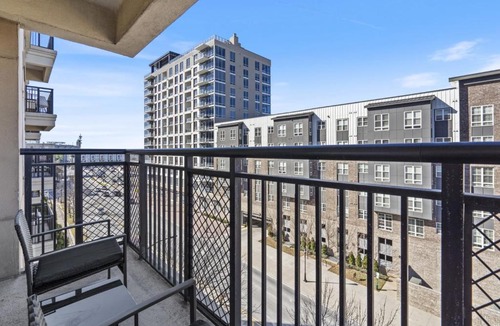 Charlotte Center City Apartment | Urban Oasis - Balcony, Free Parking, Views, Gym
