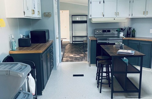 Town of Reading House | Vacationing doesn’t have to be a chore; it can be a pleasure at Arbor Roads!