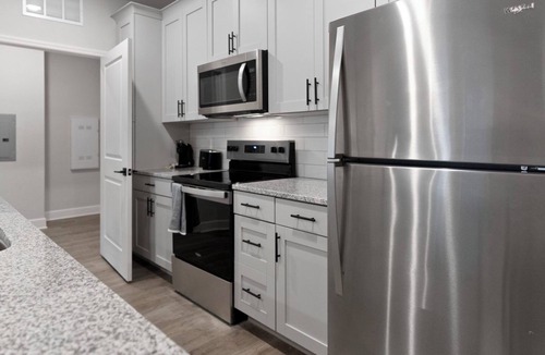 Newberry Apartment | Vanguard 2BD 16 - Two Bedroom Apartment, Sleeps 4