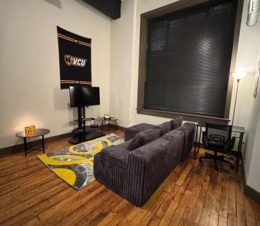 Downtown Richmond Apartment | VCU Area Gem Cozy 1BR Downtown RVA