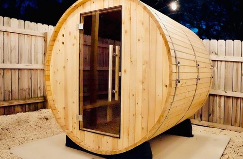 Charlotte House | Venetian Pool Hot Tub Sauna and Cold Plunge