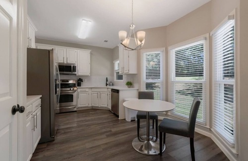 Johns Creek House | Victory Gate · ATH - Johns Creek-3BR-Fenced-Pet Friendly