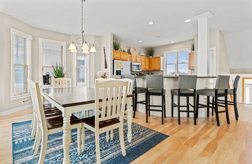 Manteo House | Village Landings 56 - Beautiful Sound Front 6BR/4BA Home in Pirate's Cove